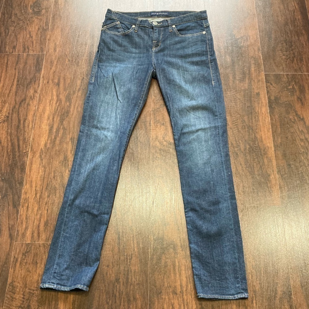 8 ROCK & REPUBLIC Berlin stretchy jeans. High rise dark wash tapered studded EUC